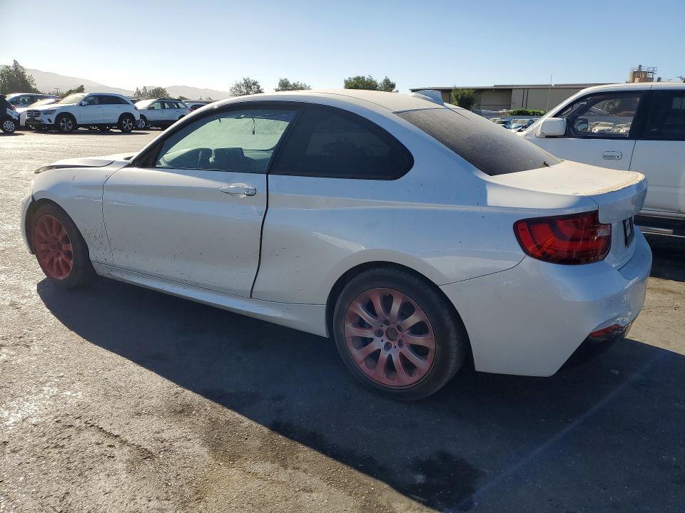 2016 BMW M235I — Фото 2 из 12