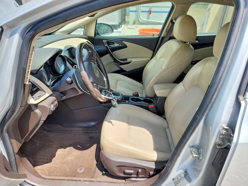 2016 BUICK VERANO SPORT TOURING — Фото 7 из 13