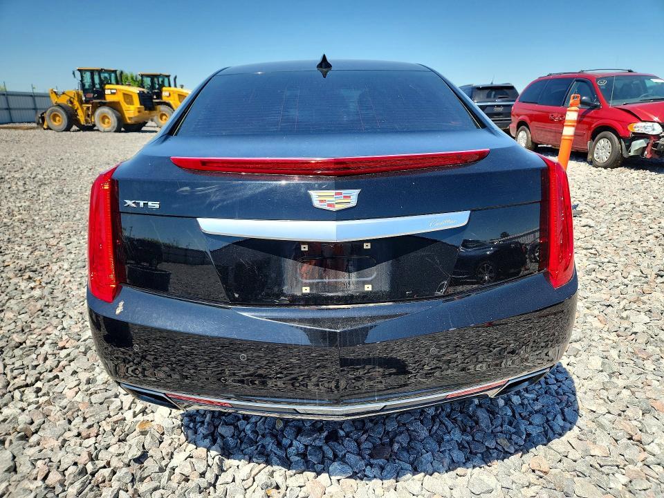 2016 CADILLAC XTS LUXURY COLLECTION — Фото 6 из 12