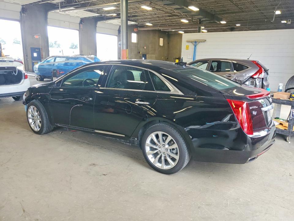 2016 CADILLAC XTS LUXURY COLLECTION — Фото 2 из 12