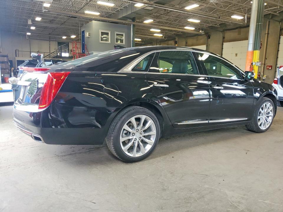 2016 CADILLAC XTS LUXURY COLLECTION — Фото 3 из 12