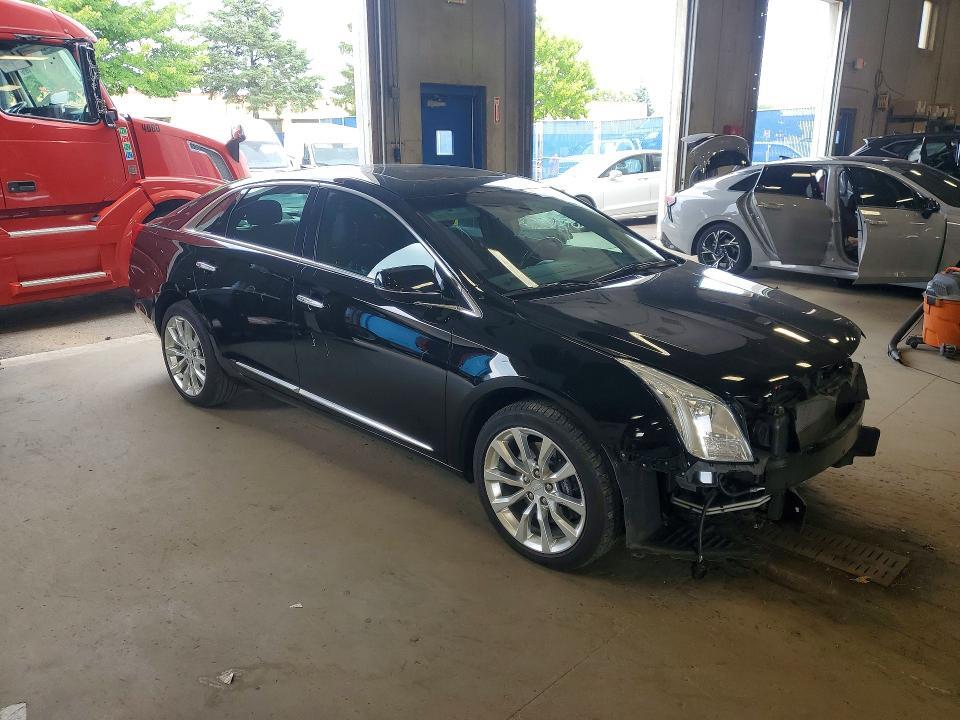 2016 CADILLAC XTS LUXURY COLLECTION — Фото 4 из 12