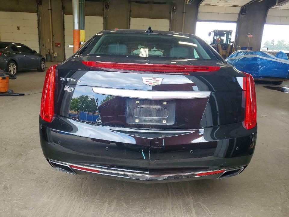 2016 CADILLAC XTS LUXURY COLLECTION — Фото 6 из 12