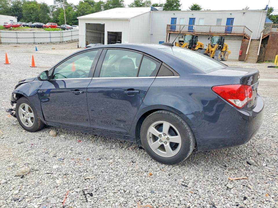1G1PE5SB3G7163067 2016 CHEVROLET CRUZE LIMITED photo no. 2