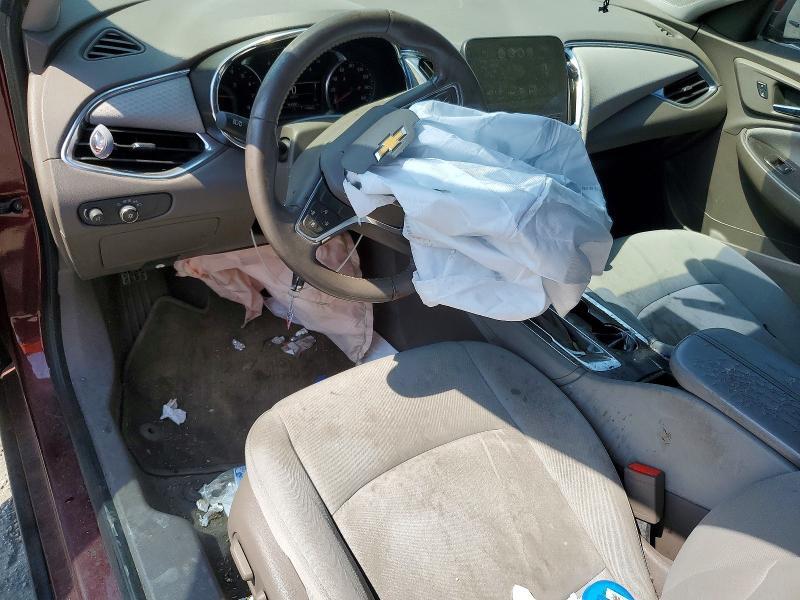 2016 CHEVROLET MALIBU LT — Фото 8 из 12