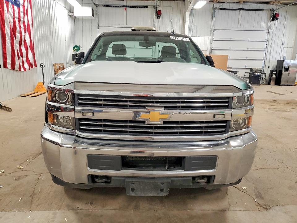 2016 CHEVROLET SILVERADO C2500 HEAVY DUTY — Фото 5 из 13