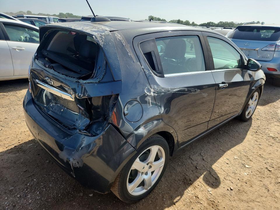 2016 CHEVROLET SONIC LTZ — Фото 3 из 12