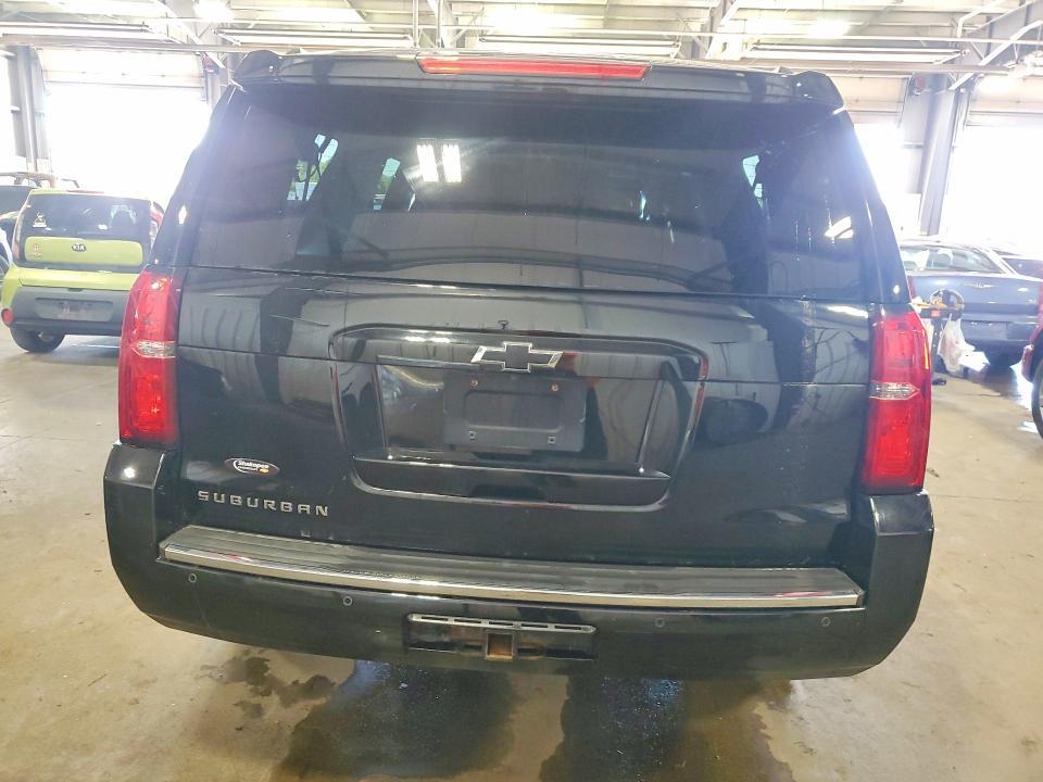 2016 CHEVROLET SUBURBAN K1500 LTZ — Фото 6 из 14