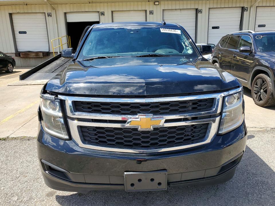 2016 CHEVROLET SUBURBAN C1500 LT — Фото 5 из 13