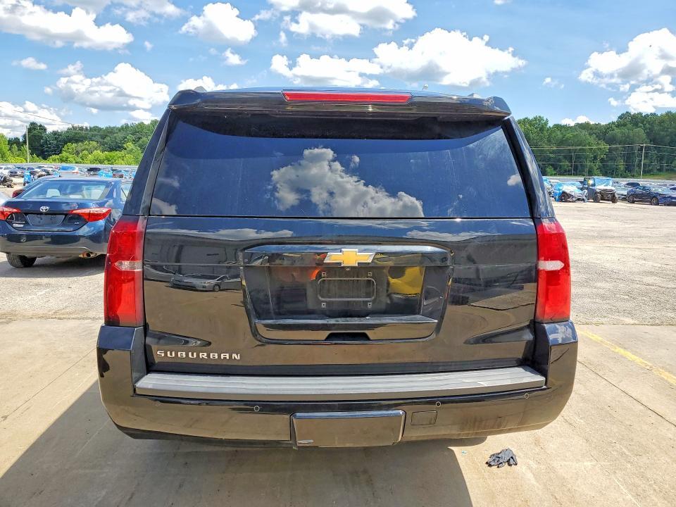 2016 CHEVROLET SUBURBAN C1500 LT — Фото 6 из 13