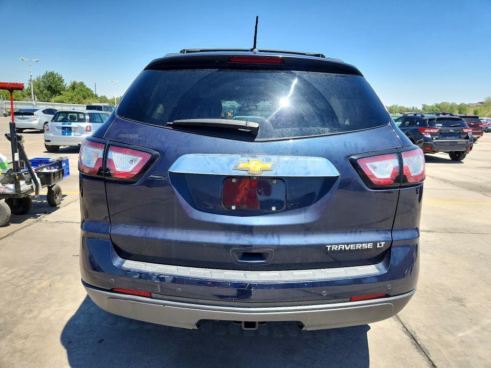 2016 CHEVROLET TRAVERSE LT — Фото 6 из 13