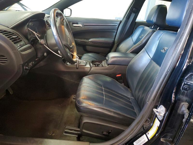 2016 CHRYSLER 300 S — Фото 7 из 12