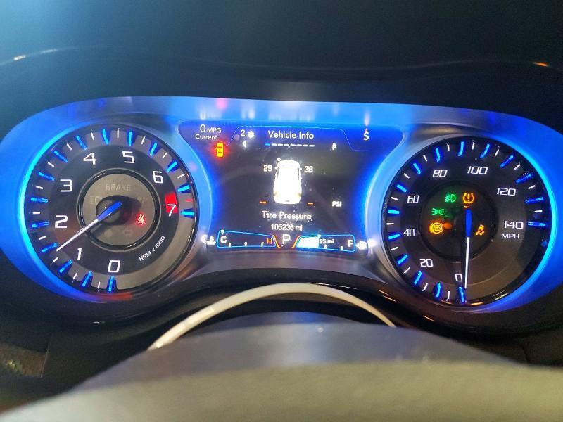 2016 CHRYSLER 300 S — Фото 9 из 12