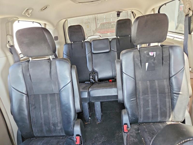 2016 CHRYSLER TOWN & COUNTRY LIMITED — Фото 10 из 14