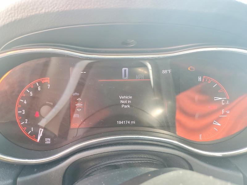2016 DODGE DURANGO SXT — Фото 9 из 13