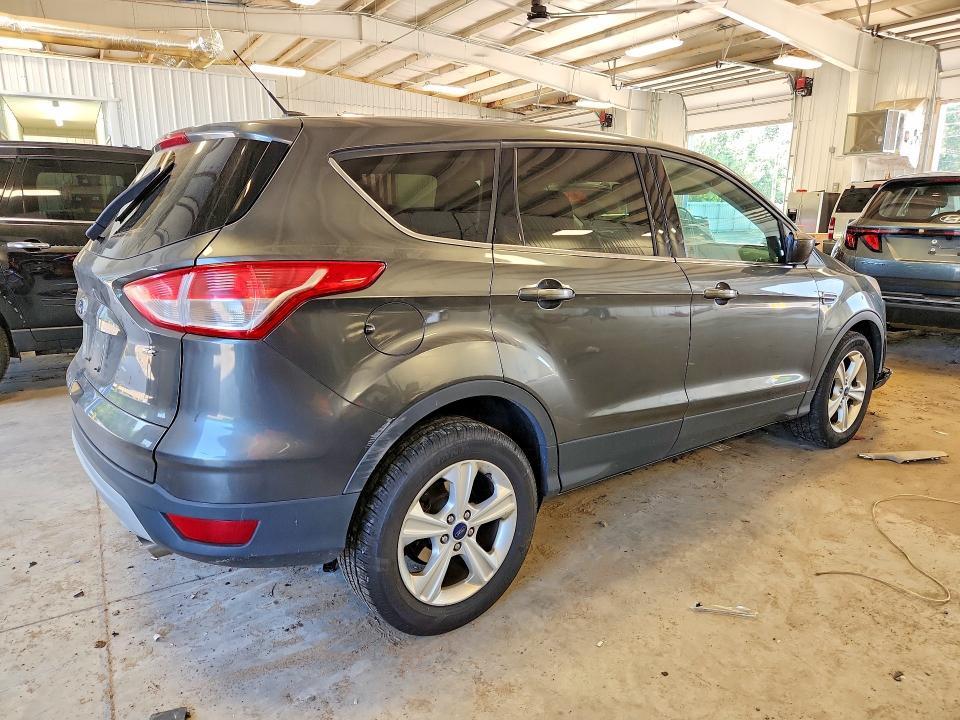 2016 FORD ESCAPE SE — Фото 3 из 13