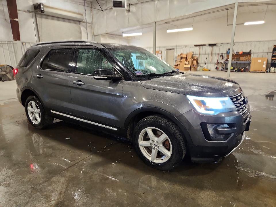 2016 FORD EXPLORER XLT — Фото 4 из 13