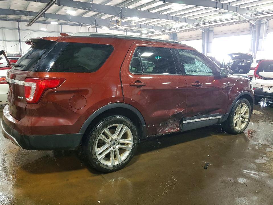 2016 FORD EXPLORER XLT — Фото 3 из 12