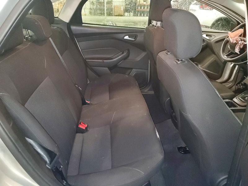 2016 FORD FOCUS SE — Фото 10 из 13