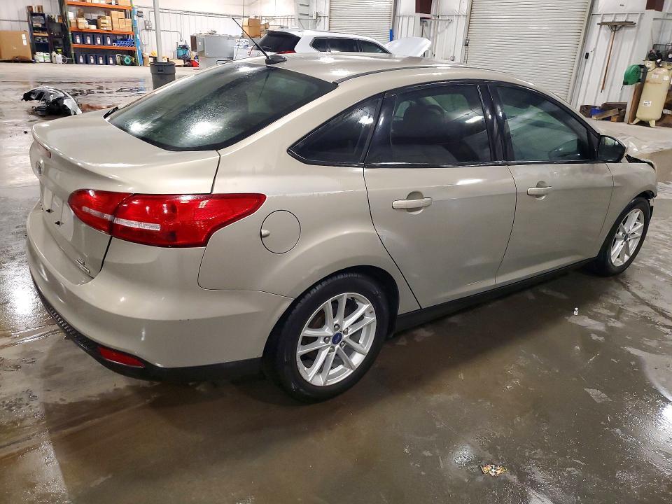 2016 FORD FOCUS SE — Фото 3 из 13