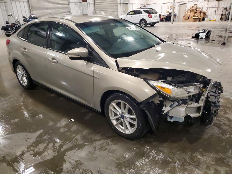 2016 FORD FOCUS SE — Фото 4 из 13