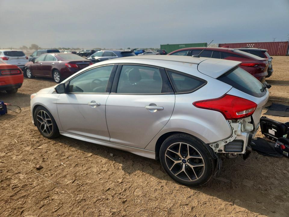 2016 FORD FOCUS SE — Фото 2 из 12