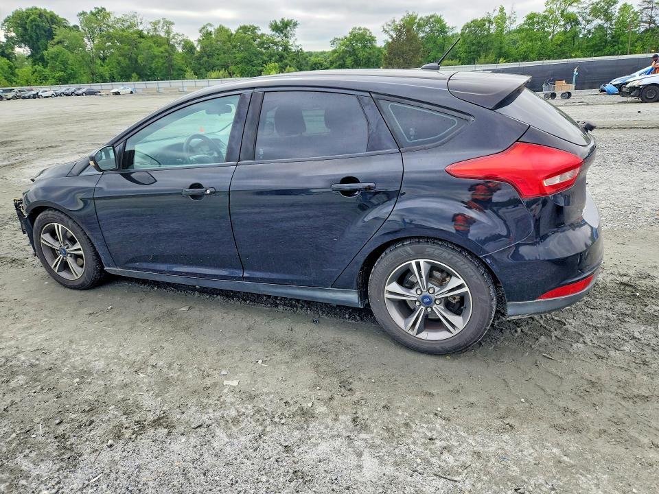2016 FORD FOCUS SE — Фото 2 из 13