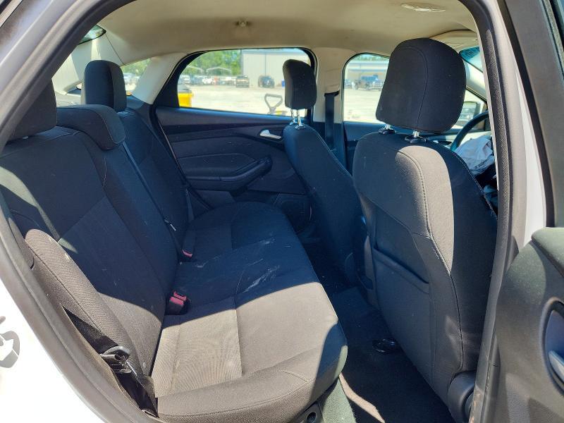 2016 FORD FOCUS SE — Фото 10 из 12