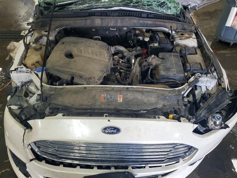 2016 FORD FUSION SE — Фото 11 из 12