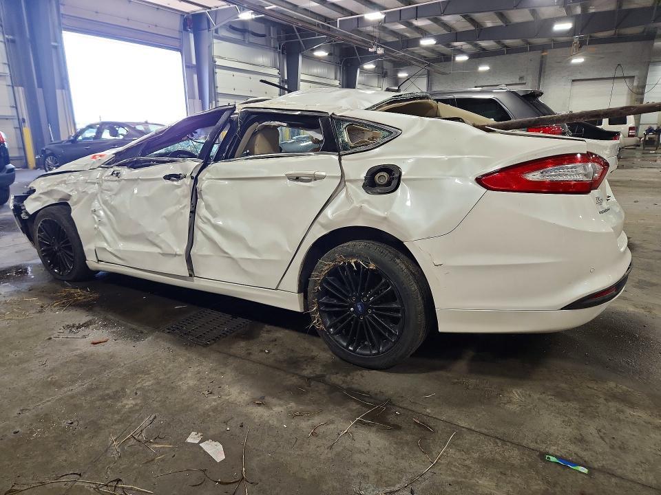 2016 FORD FUSION SE — Фото 2 из 12
