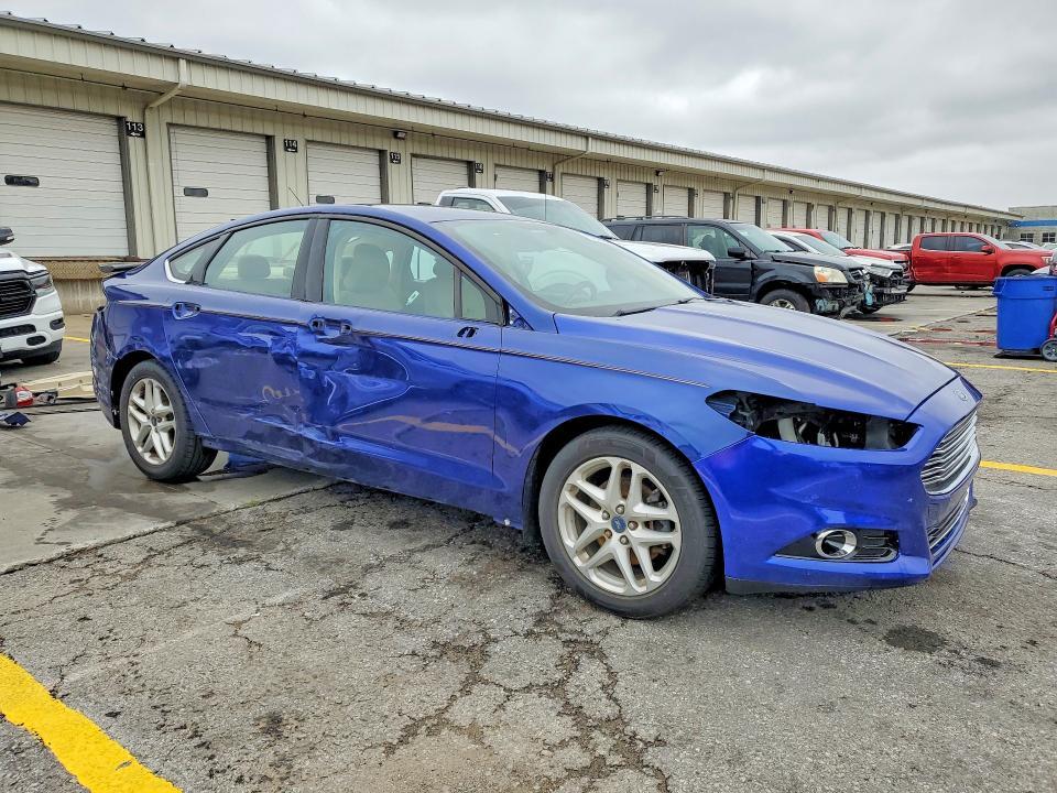 2016 FORD FUSION SE — Фото 4 из 13