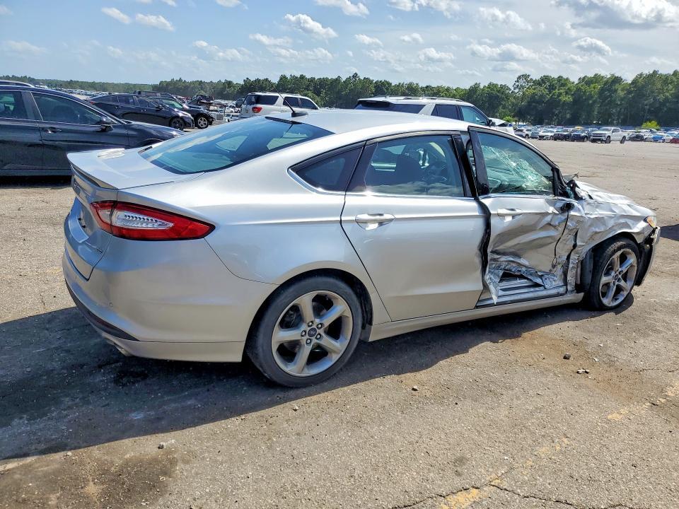 2016 FORD FUSION SE — Фото 3 из 12