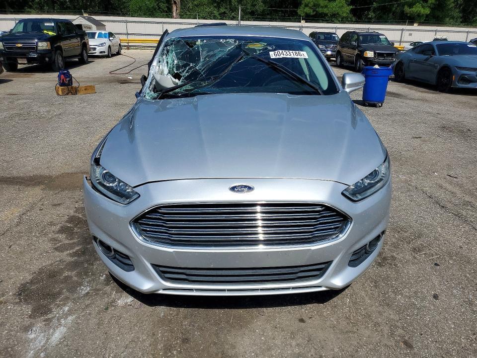 2016 FORD FUSION SE — Фото 5 из 12
