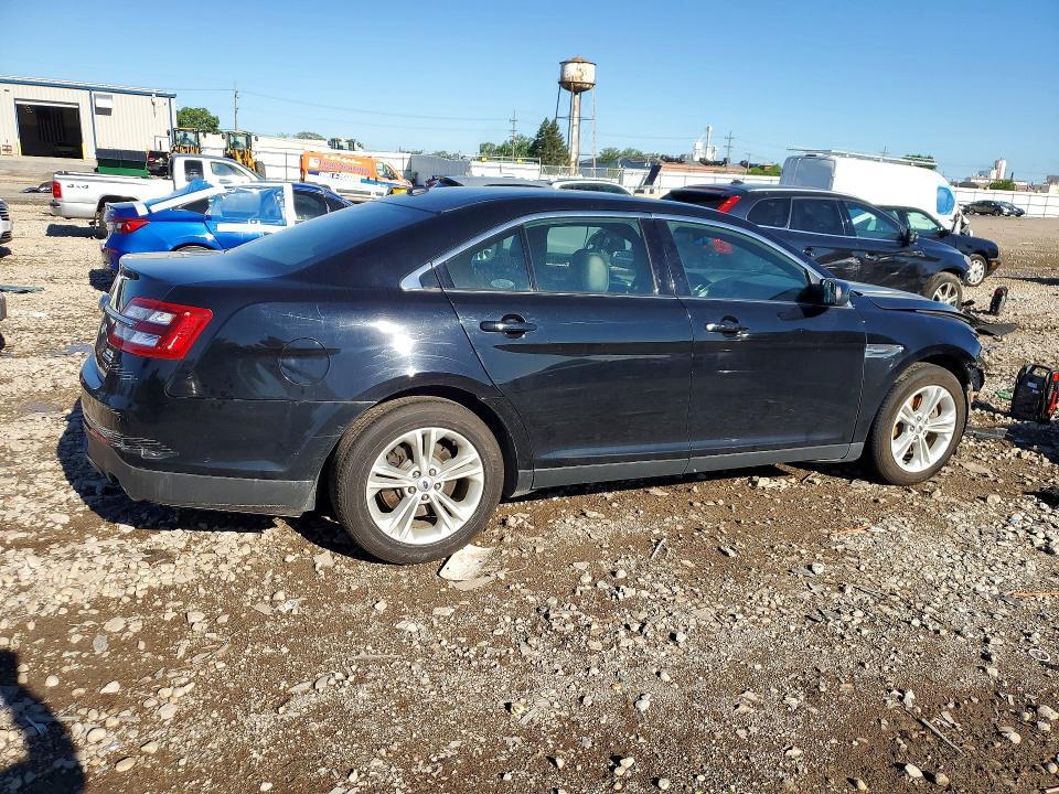 2016 FORD TAURUS SEL — Фото 3 из 12