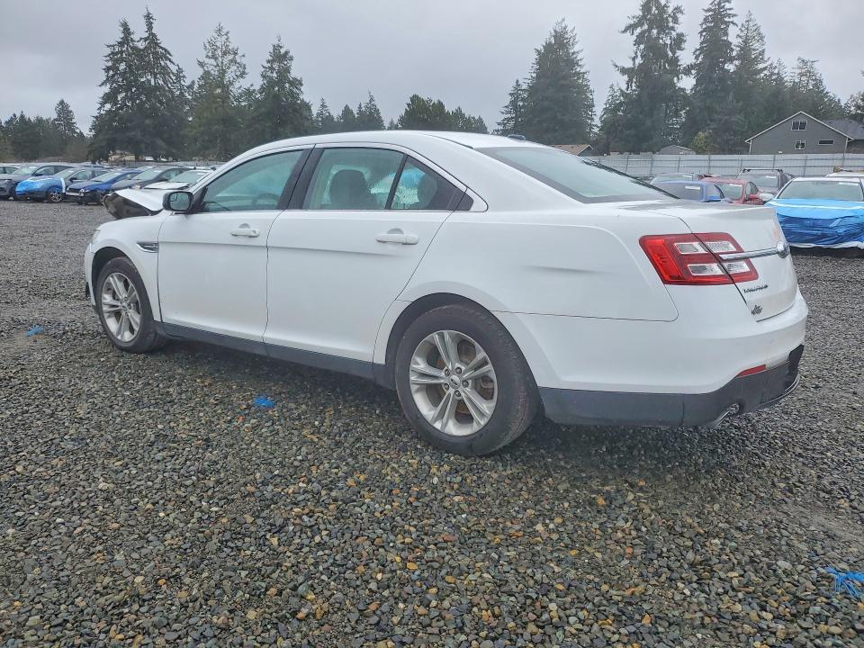 2016 FORD TAURUS SE COMFORT — Фото 2 из 12