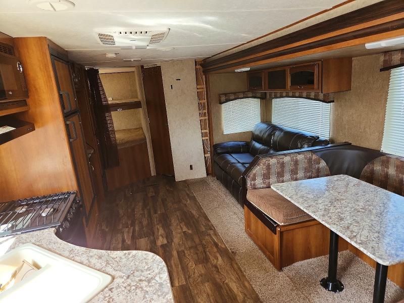 2016 FOREST RIVER AVENGER CAMPER — Фото 6 из 10