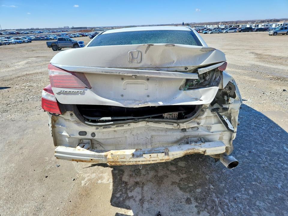 2016 HONDA ACCORD LX — Фото 6 из 12