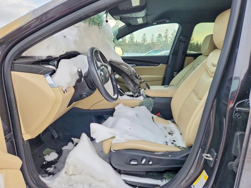 2017 CADILLAC XT5 — Фото 7 из 13