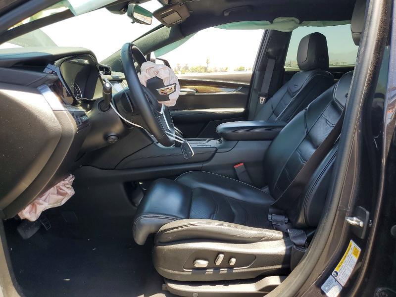 2017 CADILLAC XT5 PLATINUM — Фото 7 из 14