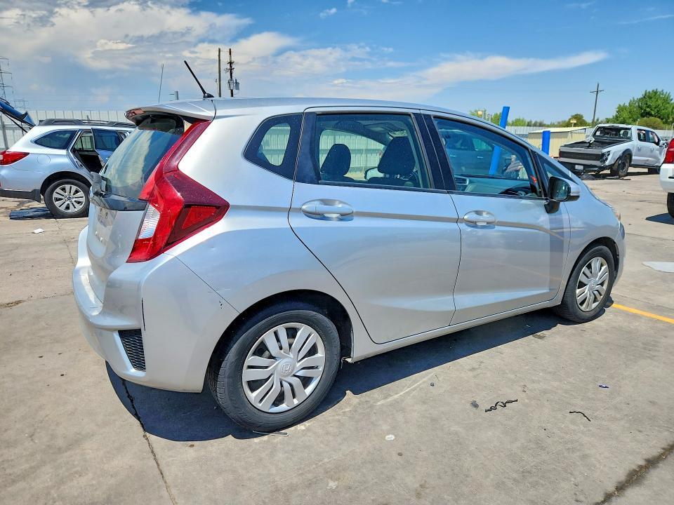 2016 HONDA FIT LX — Фото 3 из 12