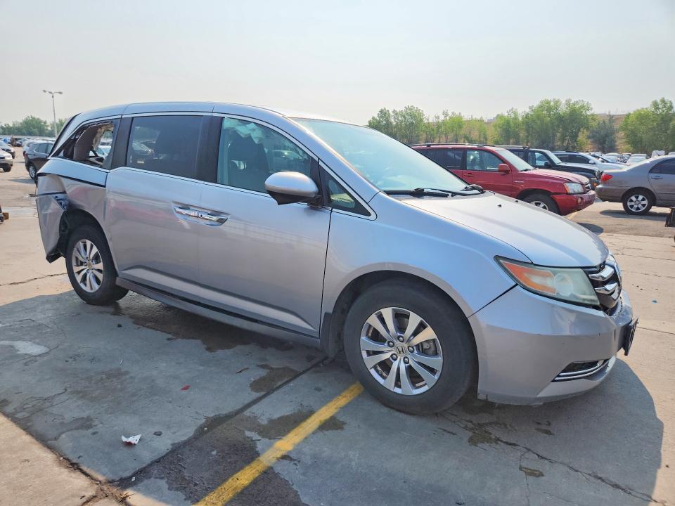 2016 HONDA ODYSSEY SE — Фото 4 из 13