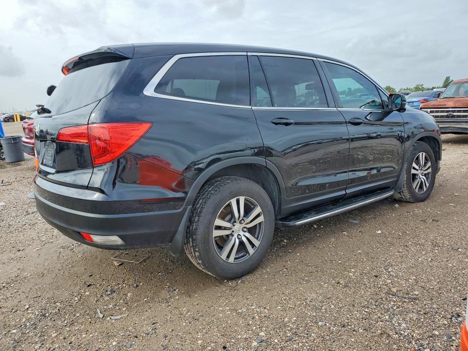 5FNYF5H51GB011826 2016 HONDA PILOT photo no. 3