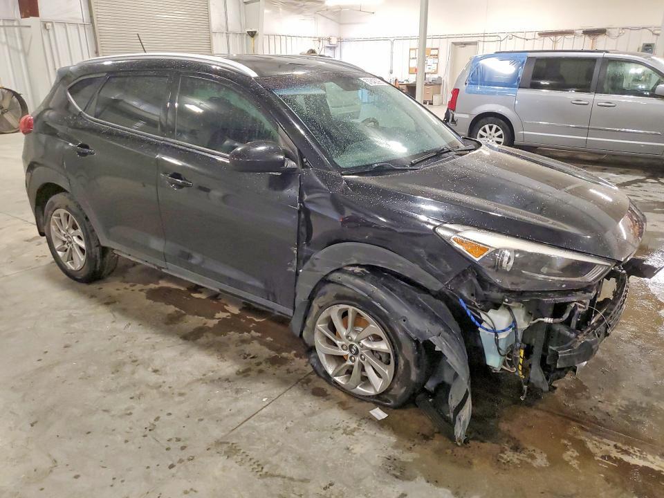 2016 HYUNDAI TUCSON SE — Фото 4 из 14