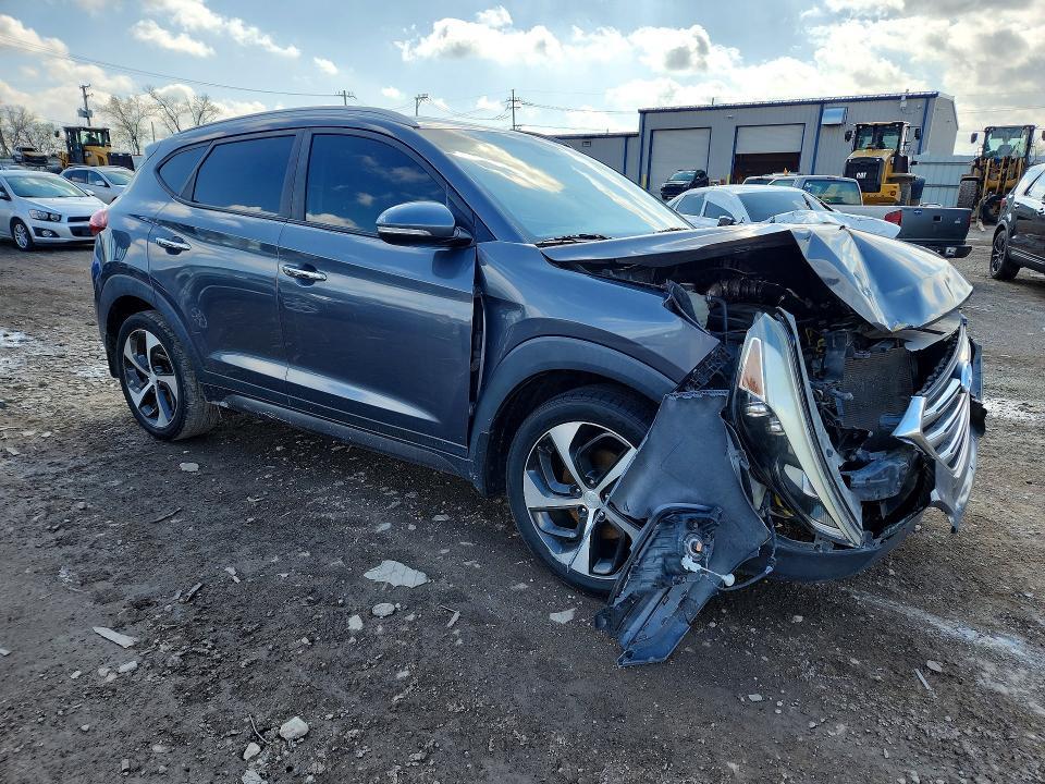 2016 HYUNDAI TUCSON LIMITED — Фото 4 из 13