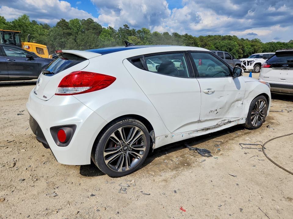 2016 HYUNDAI VELOSTER TURBO — Фото 3 из 14