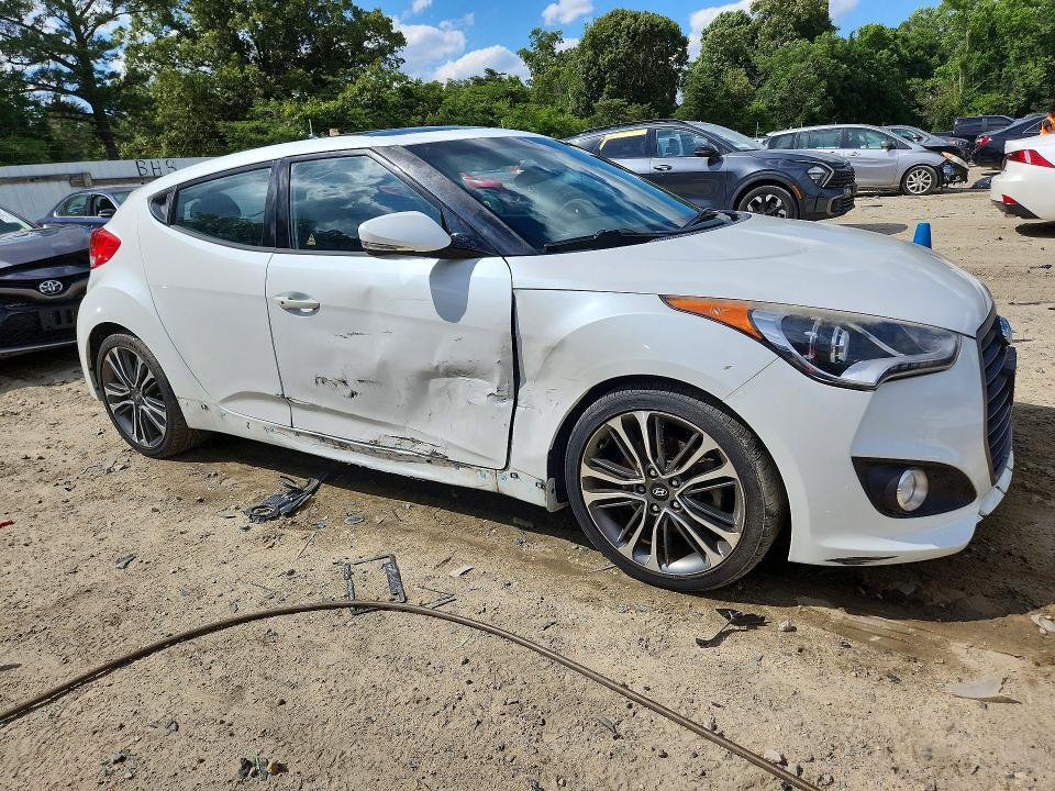2016 HYUNDAI VELOSTER TURBO — Фото 4 из 14