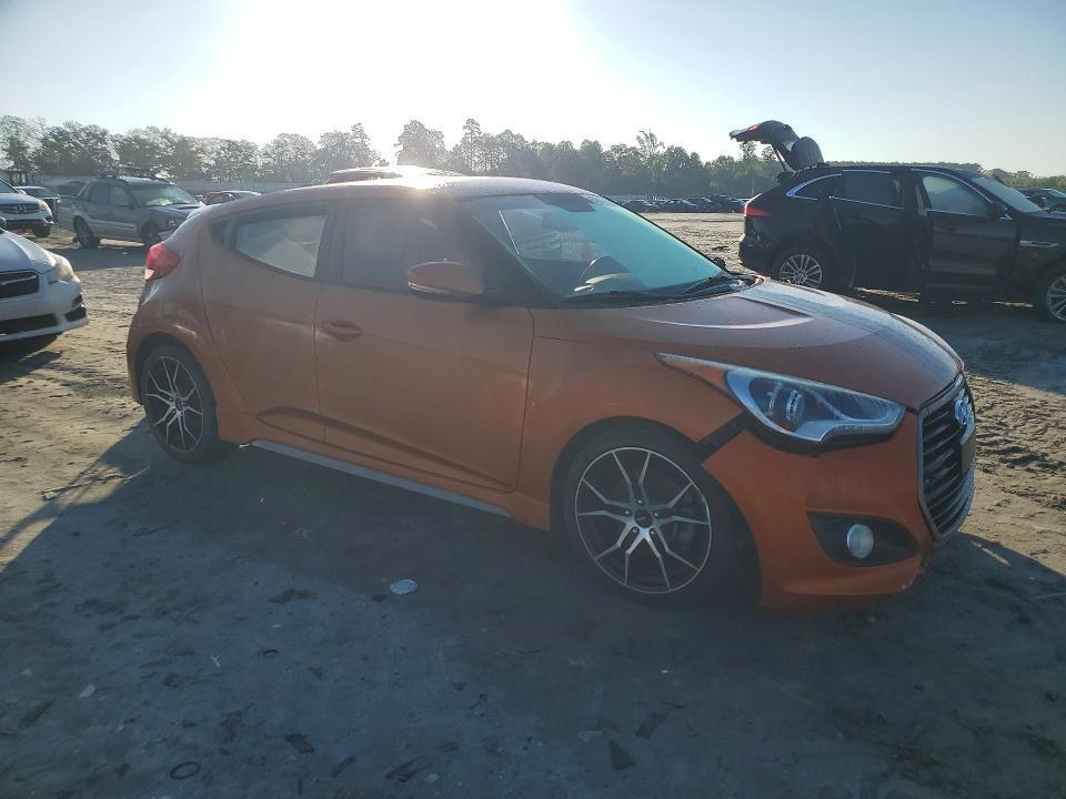 2016 HYUNDAI VELOSTER TURBO — Фото 4 из 12