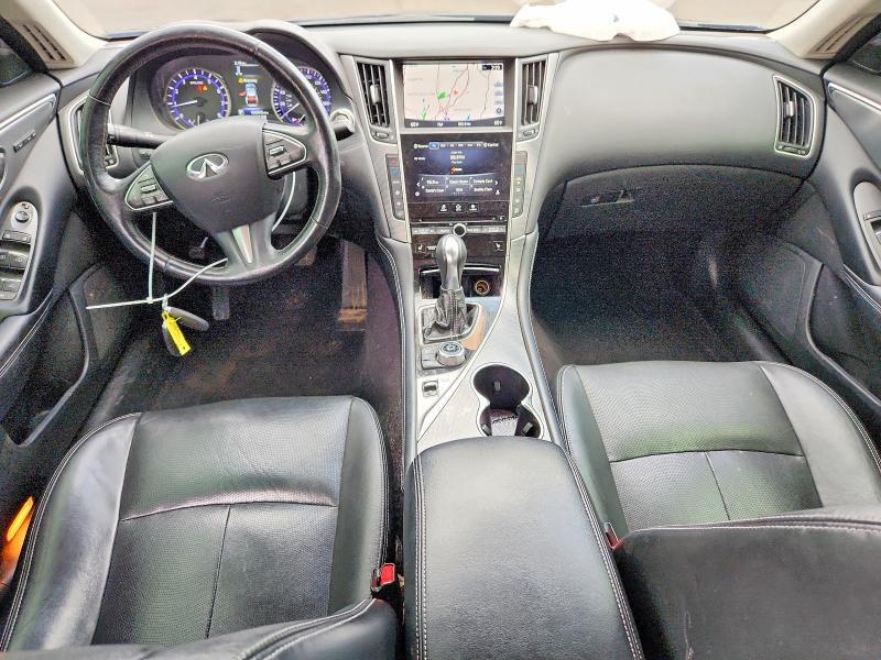 2016 INFINITI Q50 2.0T PREMIUM — Фото 8 из 12