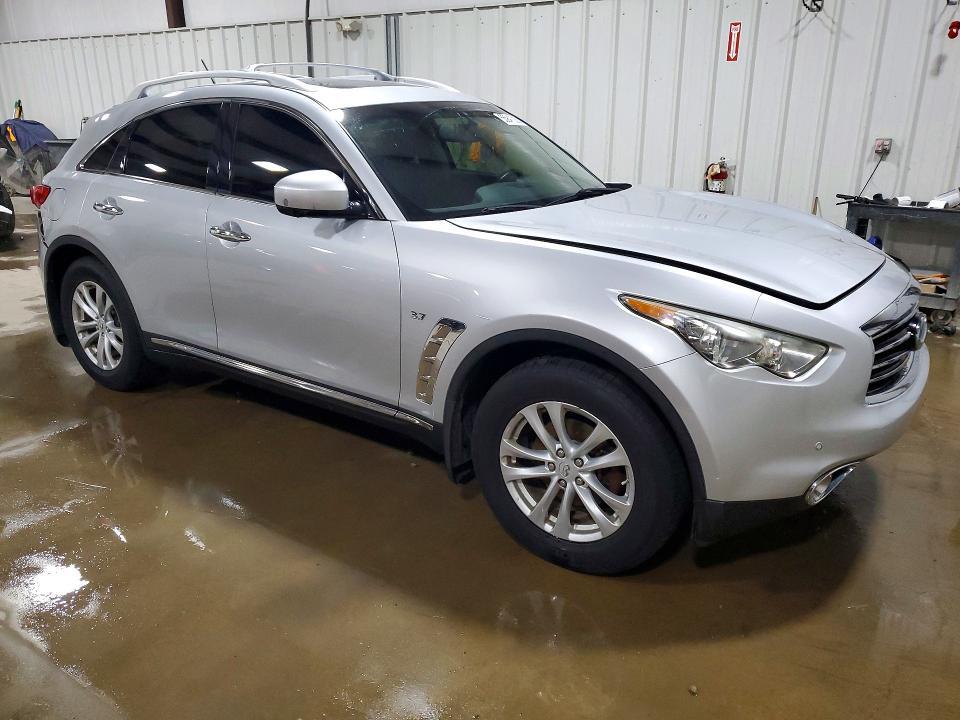 JN8CS1MW2GM752270 2016 INFINITI QX70 photo no. 4