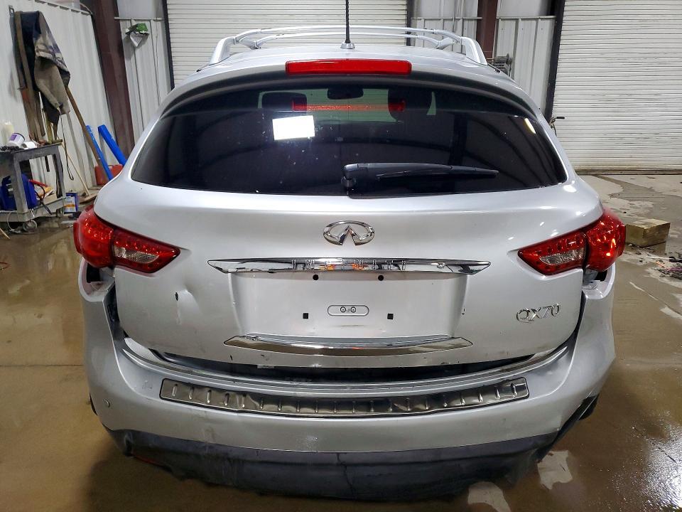 JN8CS1MW2GM752270 2016 INFINITI QX70 photo no. 6